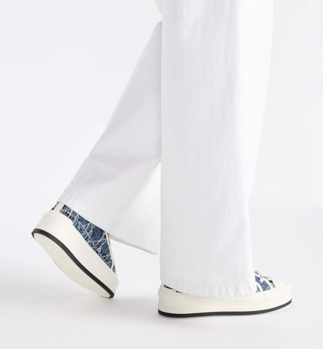 Walk’n’Dior Platform Sneaker - Image 3